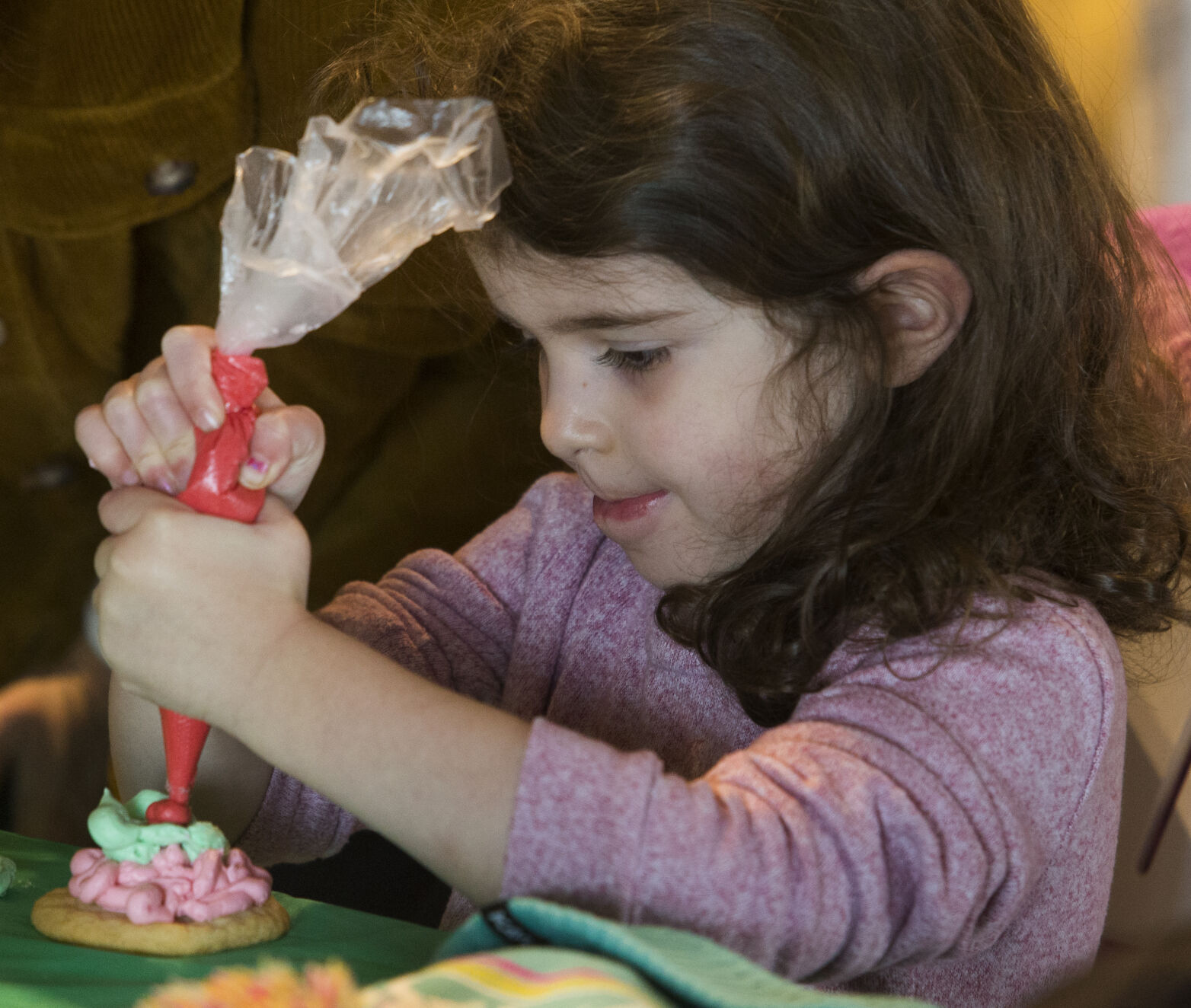 211130-newslocal-christmascookies 04.JPG